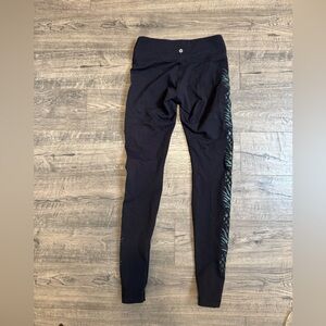 Women's Lululemon Black Leggings Limited Edition Pineapple Wunder Under Sz 6 S